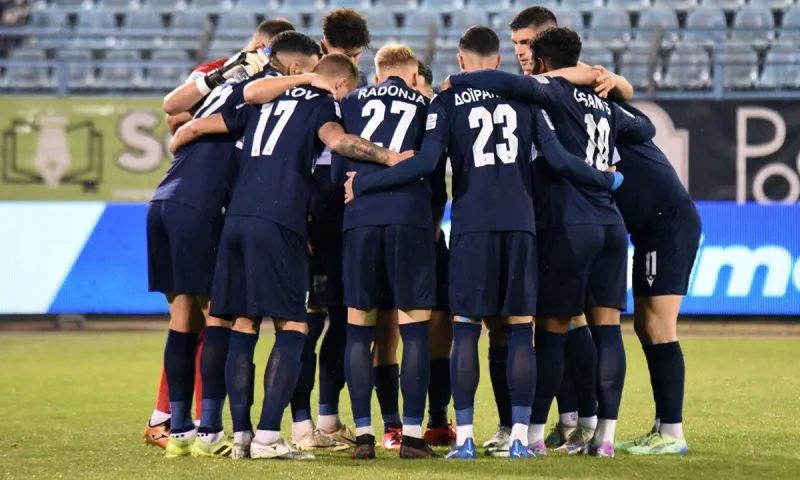 Super League νέα (9/12): Ξεκίνησαν οι αποχωρήσεις από τη Λαμία - Ο παίκτης που τους κούφανε στον Πανσερραϊκό και η έξτρα βοήθεια στον Παναιτωλικό