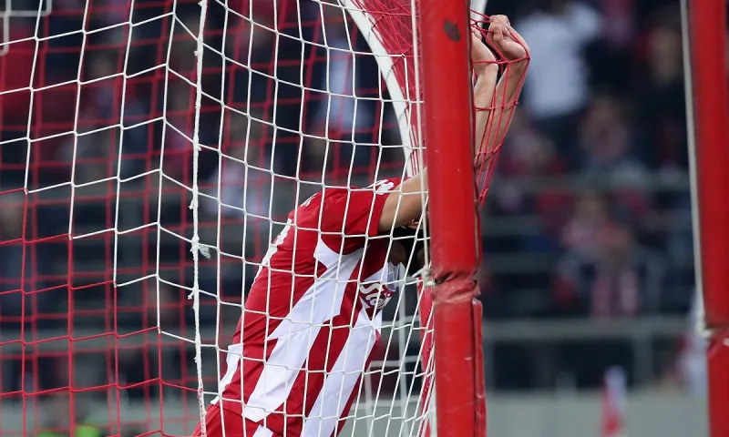 Ολυμπιακός - Τβέντε 0-0: Δεν νίκησε και σχεδόν έμπλεξε