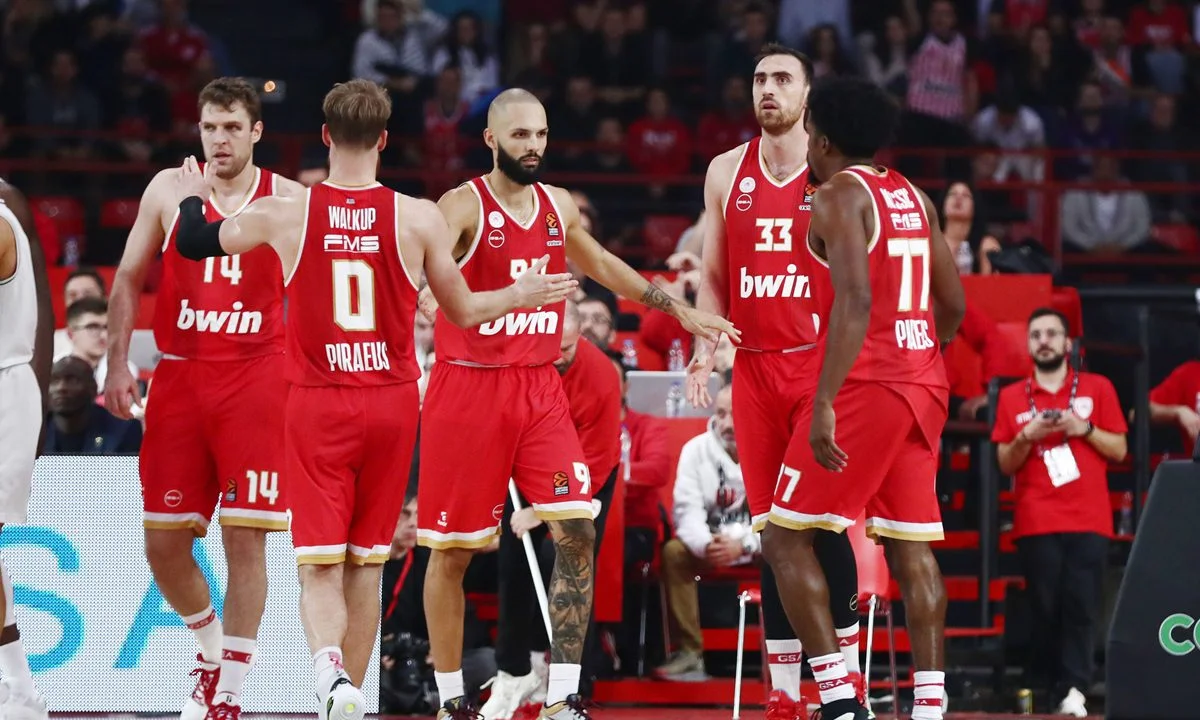 Ερυθρός Αστέρας - Ολυμπιακός: «Ερυθρόλευκο» ντέρμπι σήμερα στην «Belgrade Arena» (21:30), με τον Ερυθρό να υποδέχεται τον Ολυμπιακό