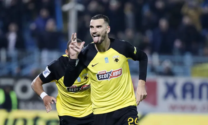 Λαμία - ΑΕΚ 0-1: Έσωσε την ΑΕΚ η κεφαλιά του Μήτογλου