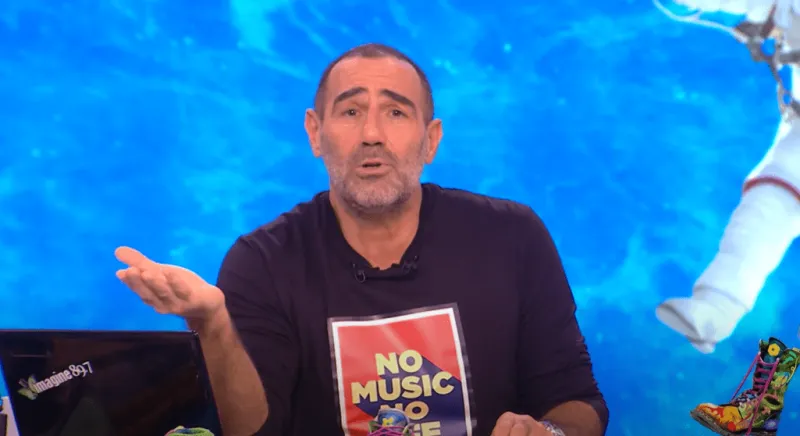 Αντώνης Κανάκης: «Ζούμε στη χώρα του Άδωνι Γεωργιάδη – Είναι παντού, ασταμάτητα - Ζούμε ανάμεσά του»