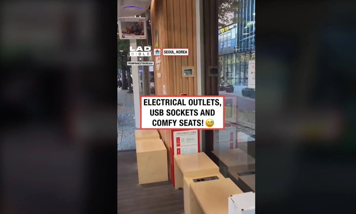 Η στάση του λεωφορείου είναι συνήθως συνδεδεμένη στο μυαλό μας με την βαρετή αναμονή, τις τεράστιες διαφημίσεις και το αδιάφορο παγκάκι.