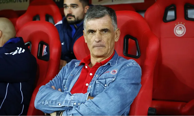 Ολυμπιακός - Λαμία: Δεν άφησε ούτε την Μαρίνα να τον διακόψει - Έξαλλος