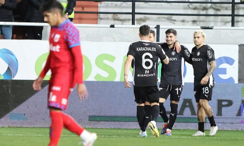 ΟΦΗ - Βόλος 4-0: Χριστούγεννα στην οκτάδα