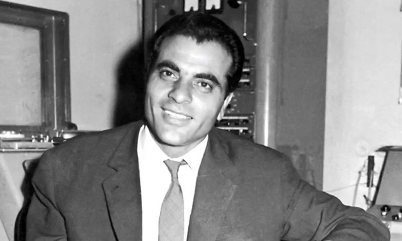 Φωτογραφία Ντοκουμέντο: Ο Στέλιος Καζαντζίδης μαζί με...