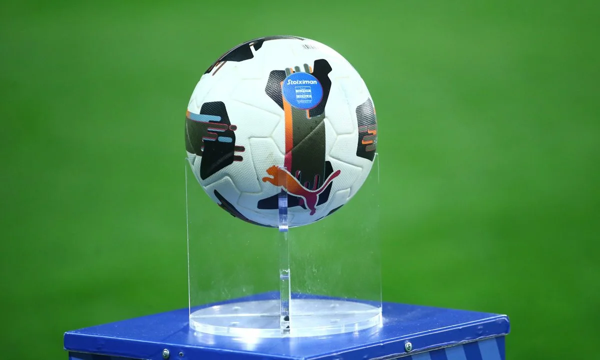 Η πρώτη αγωνιστική του 2025 διεξάγεται στη Super League. Το μεγάλο ματς γίνεται την Κυριακή (20:30) στο ΟΑΚΑ,