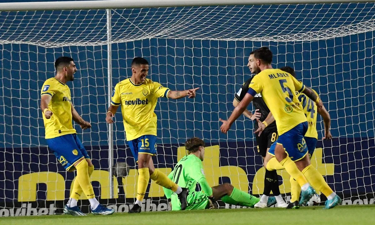 Super League νέα (3/1): Η ασταμάτητη Λαμία και οι εκκαθαρίσεις στον Βόλο - Η αλλαγή τακτικής του Αστέρα Τρίπολης και το φρένο του Παναιτωλικού