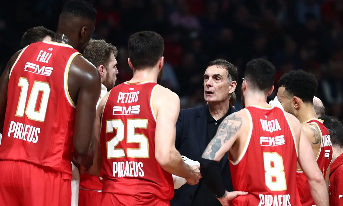 O λόγος που ο Μπαρτζώκας δεν άφησε τον Βεζένκοφ ως το φινάλε του ματς με τη Μπάγερν προκειμένου να σπάσει το ρεκόρ πόντων στην Euroleague.