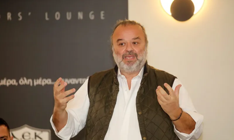 ΑΕΚ: Άστραψε ο Ηλιόπουλος - Ανεγκέφαλοι αυτοί που λένε πως δεν έχουμε λεφτά να πάρουμε αριστερό μπακ!