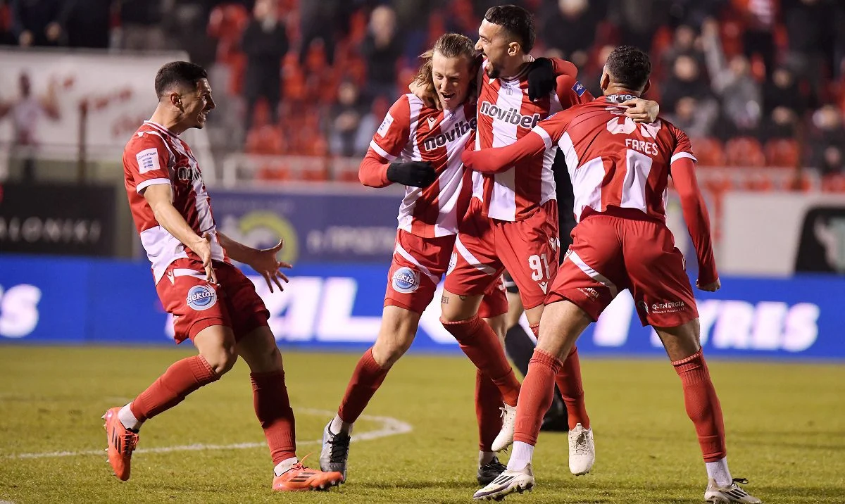 Βαθμολογία Super League: Πώς διαμορφώθηκε η κατάταξη μετά τη νίκη του Πανσερραϊκού επί της Λαμίας με 2-0 για την 19η αγωνιστική.