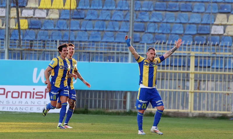 Αστέρας Τρίπολης - Athens Καλλιθέα 1-0: Η γκολάρα του Καλτσά έκρινε το ματς, ο Αστέρας συνεχίζει το σερί Ευρώπης