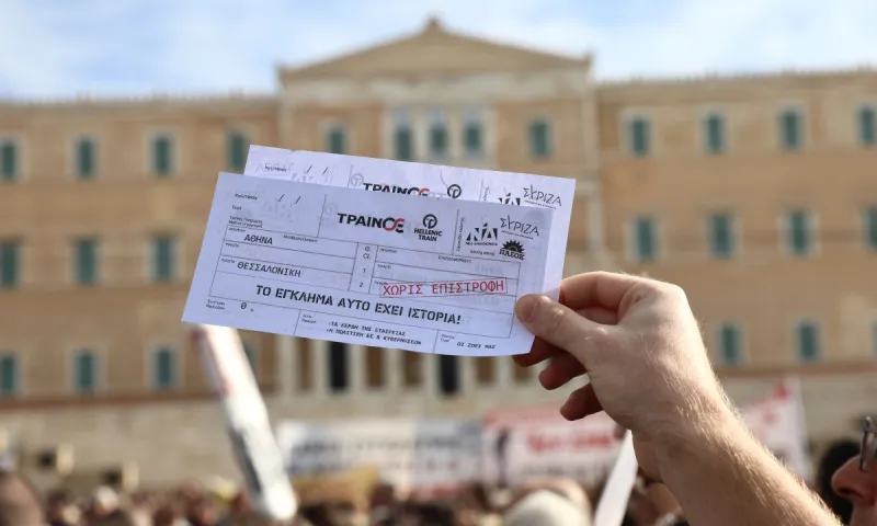 Τέμπη Σύνταγμα : Δεν χωράει ο κόσμος – Παρέλυσε το μετρό (vid)