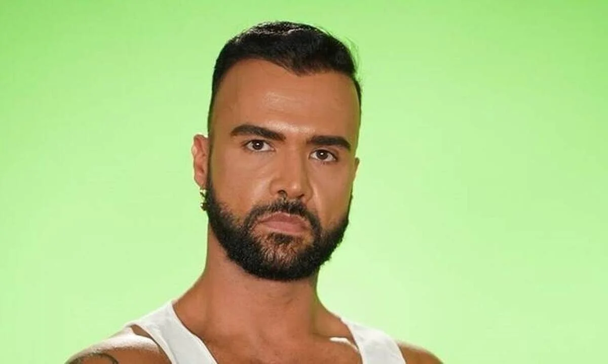 Περικλής Κονδυλάτος: «Αν ένα παιδί έχει γεννηθεί και πάθει μια ασθένεια, πρέπει να το σκοτώσουν; Γιατί να το σκοτώσουν όταν είναι έμβρυο;»