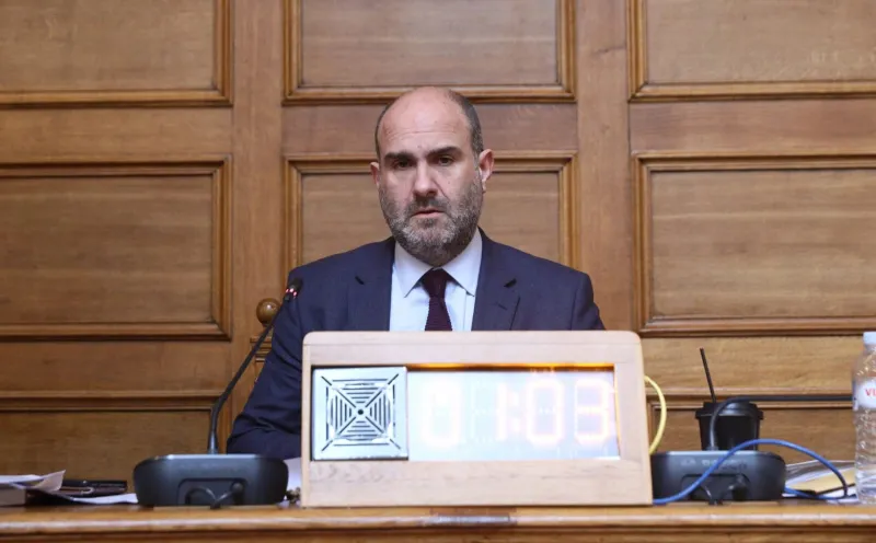 Έγκλημα στα Τέμπη: Έκθετος ο Δημήτρης Μαρκόπουλος για την εξεταστική φιάσκο που την έλεγε και «γουρλίδικη»