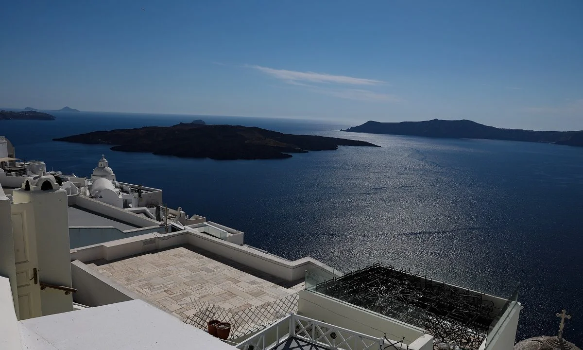 Πώς κινούνται οι τεκτονικές πλάκες σε κάθε σεισμό που γίνεται στη Σαντορίνη;