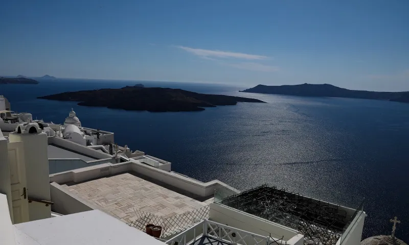 Πώς κινούνται οι τεκτονικές πλάκες σε κάθε σεισμό που γίνεται στη Σαντορίνη;