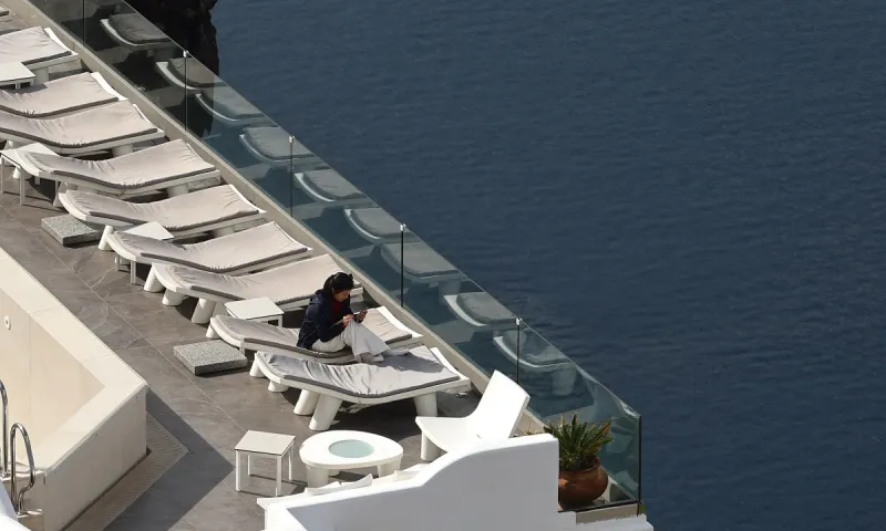 Τι θα γίνει με τις ασφαλιστικές που έχουν ασφαλίσει σπίτια και ξενοδοχεία στη Σαντορίνη για σεισμό;