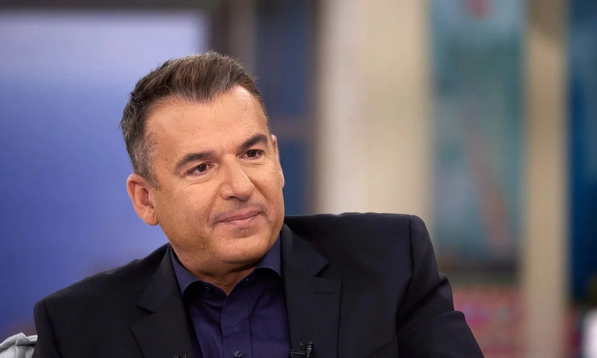 «Αρπάχτηκε» ξανά on air ο Λιάγκας!