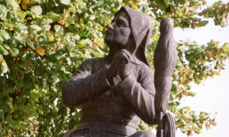 25 Χρόνια Πάλευε για τη Νεκρή Κόρη της – Και Τελικά τη Δικαίωσε