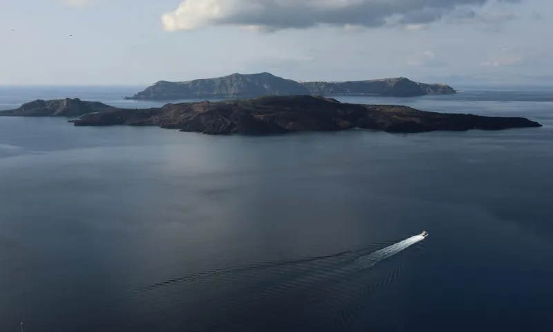 Βάλαμε στην τεχνητή νοημοσύνη όλους τους σεισμούς στη Σαντορίνη και μας είπε αυτό για την έκρηξη του ηφαιστείου