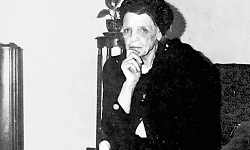 Ποια ήταν η "γριά" του ελληνικού πενταγράμμου;