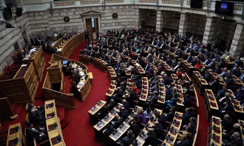 Κήρυξη της χώρας σε κατάσταση πολιορκίας και οι υπόλοιπες αρμοδιότητες της Βουλής των Ελλήνων