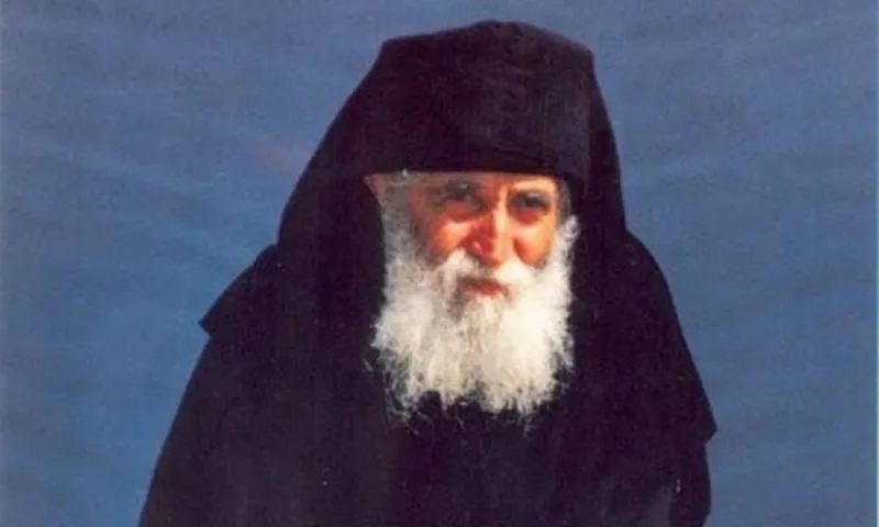 Οι σημειώσεις που κρατούσε ο Άγιος Παΐσιος στο χαρτί που είχε από μικρός μαζί του