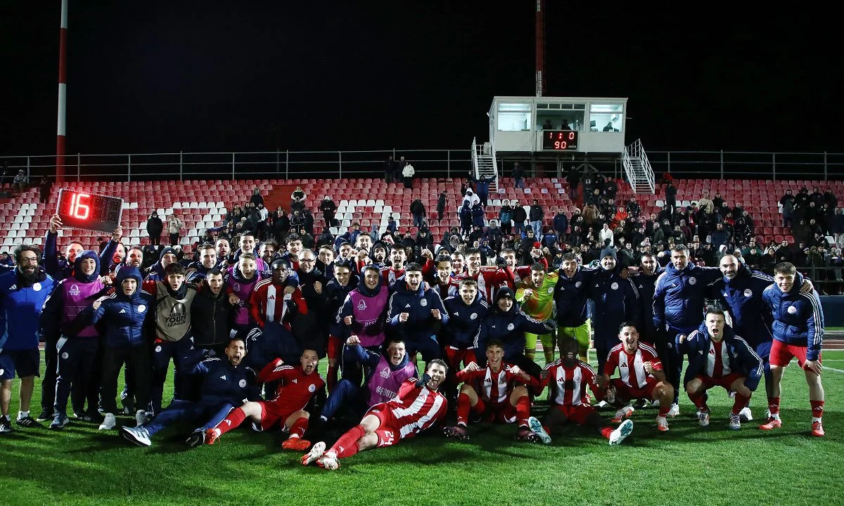 Ο Ολυμπιακός δείχνει να έχει κι άλλους παίκτες που έρχονται από την Ακαδημία και αυτός είναι ο... νέος Ποντένσε