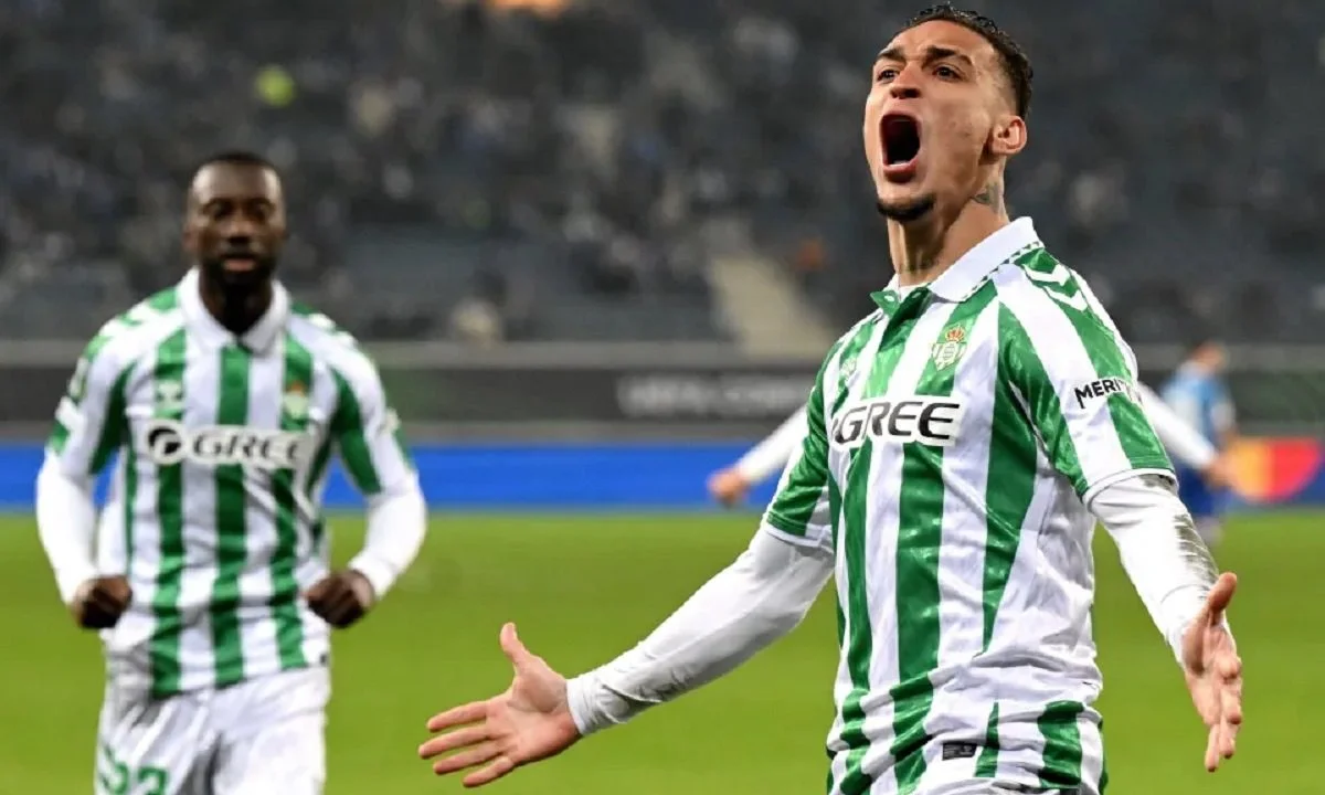 Ο Άντονι θα άλλαζε τις ισορροπίες στο Europa League. Αν τον είχε αποκτήσει ο Ολυμπιακός θα μιλάγαμε διαφορετικά…