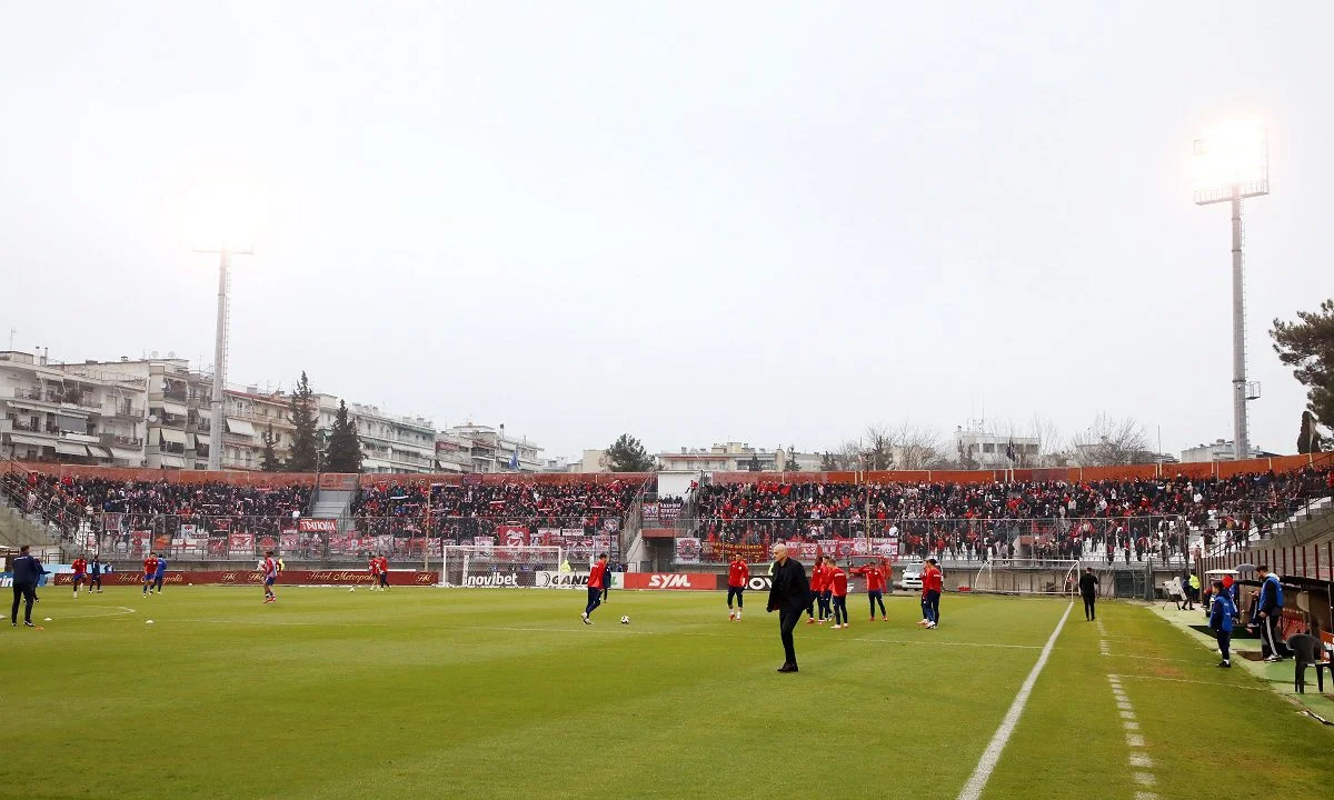 Live ενημέρωση: Σέντρα στις 15:00, στη Λειβαδιά για το παιχνίδι Λεβαδειακός - Άρης, στο πλαίσιο της 23ης αγωνιστικής της Super League 1.