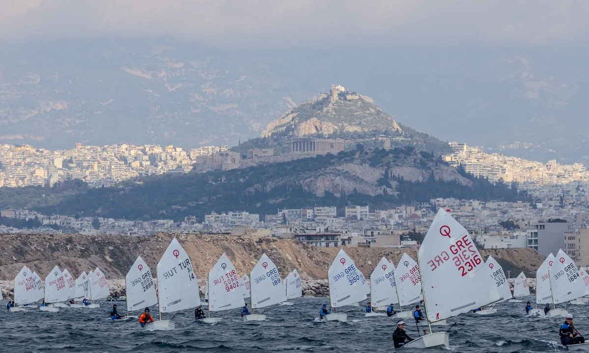 Για 10η συνεχόμενη χρονιά ο Ναυτικός Όμιλος Παλαιού Φαλήρου ανοίγει πανιά και διοργανώνει το «Κύπελλο Optimist Νίκος Σαρικαβάζης»