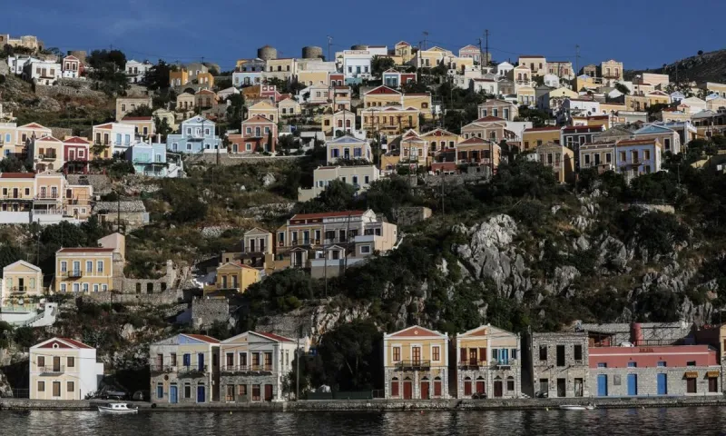 Σύμη – Δωδεκάνησα: Μόνιμοι κάτοικοι μόλις τρεις – Πιο πολύ κίνηση είχε στον κορονοϊό!