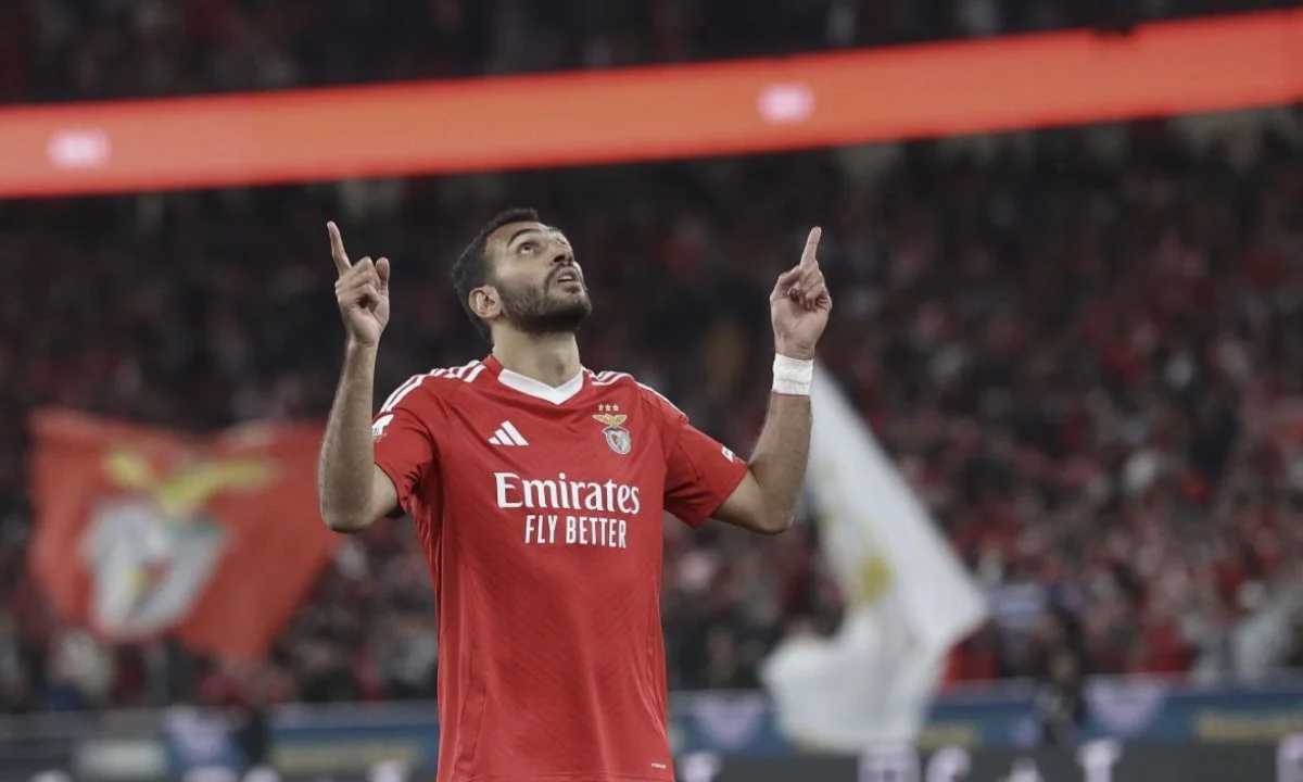 Τι Champions League, τι πορτογαλικό πρωτάθλημα, ο Βαγγέλης Παυλίδης είναι συνεπής στα ραντεβού του με τα γκολ με τη φανέλα της Μπενφίκα.