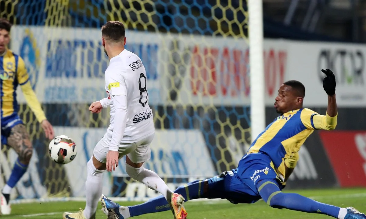 Αστέρας - ΑΕΚ 0-3 και η Ένωση έκανε εντυπωσιακό πέρασμα με μισή ομάδα από την Τρίπολη δείχνοντας πως πάει για πρωτάθλημα