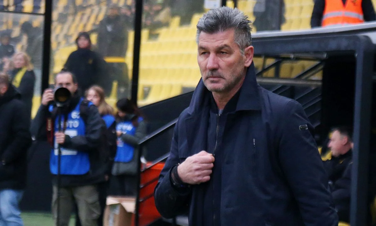 Το πρόβλημα που έχει ο Μαρίνος Ουζουνίδης και δεν μπορεί να λύσει τουλάχιστον μέχρι το καλοκαίρι. Ο Άρης είναι υπεράριθμος!
