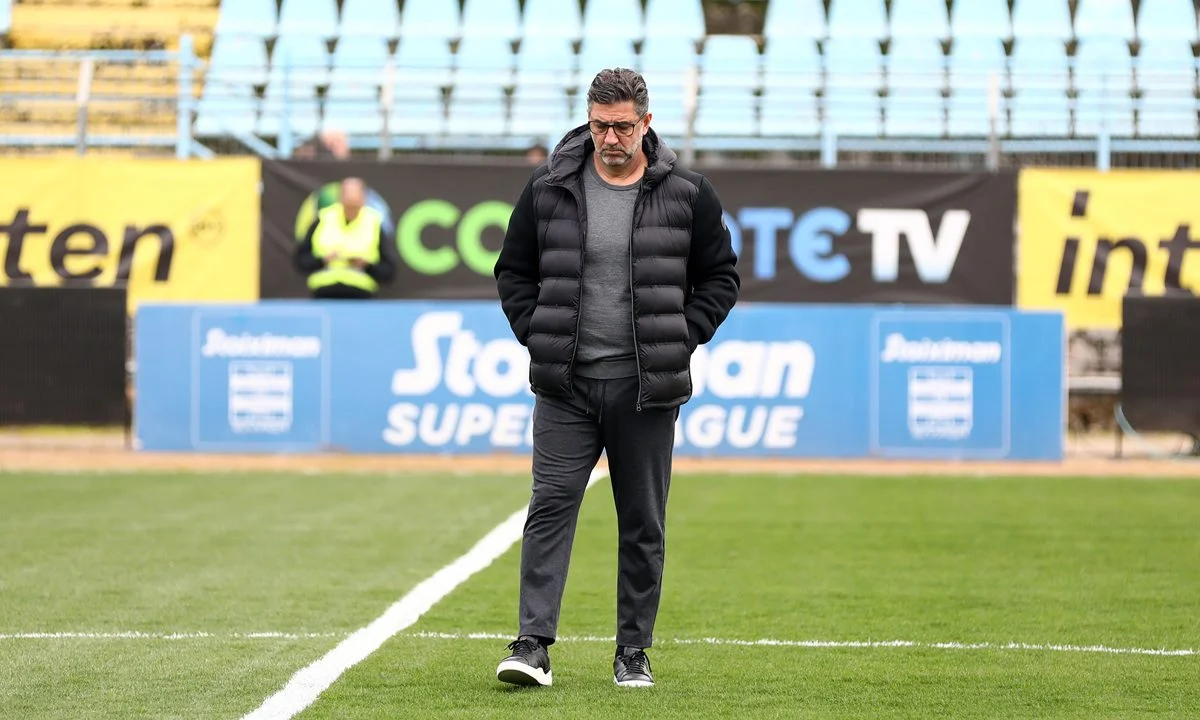 Όλα ανοικτά με το μέλλον του Βιτόρια