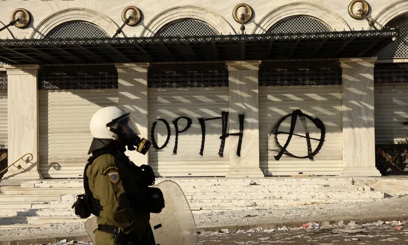 Μιχάλης Χρυσοχοΐδης: Πέτυχε κάπου ο υπουργός Προστασιας για να πετύχει στην περιφρούρηση των διαδηλώσεων για τα Τέμπη;