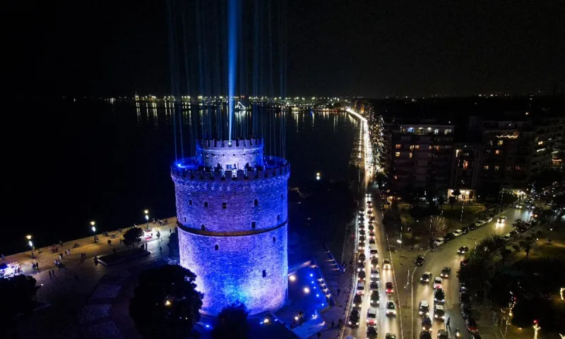 Θα μπορούσε να γίνει μεταφορά κάποιων υπουργείων στη Θεσσαλονίκη αφού είναι συμπρωτεύουσα;