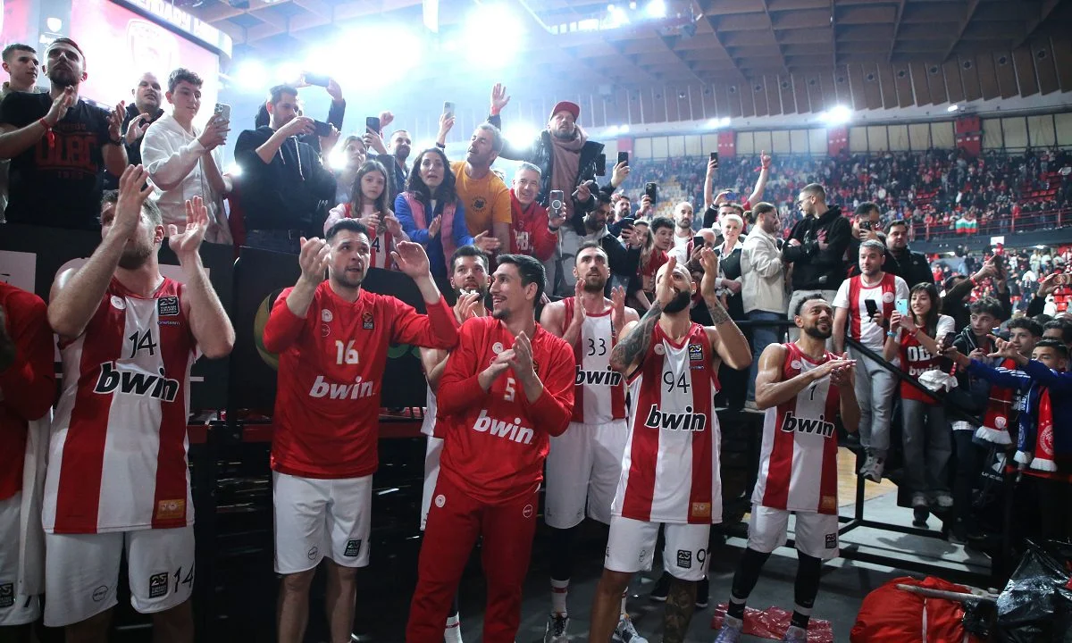 Ο Ολυμπιακός κράτησε τη διαφορά 2 νικών στη βαθμολογία της Euroleague