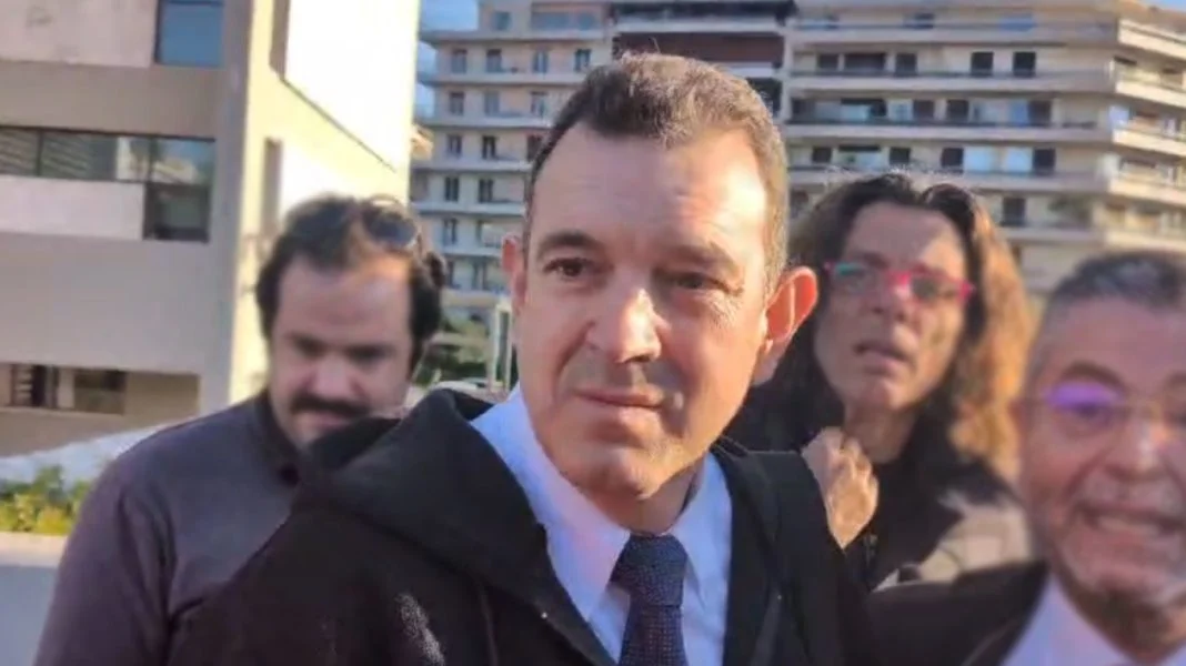 Το διαδίκτυο εκθειάζει τον Νίκο Παπαδόπουλο - Το δίκιο «έπνιξε» τους χριστιανούς που τόσα χρόνια υπομένουν την ασέλγεια κατά της πίστης τους.