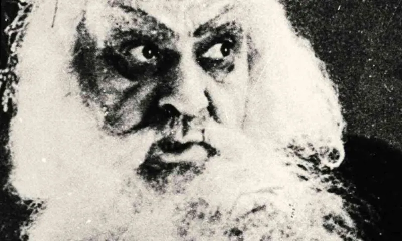 Πέθανε φτωχός και ξεχασμένος από όλους, αλλά δώσαμε το όνομά του στο πασίγνωστο θέατρο