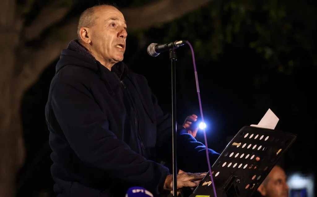 Τέμπη: Καθηλωτικός ο Βασίλης Κοκοτσάκης, αποκάλυψε τις τελευταίες στιγμές των παιδιών του Παύλου Ασλανίδη και της Μαρίας Καρυστιανού.