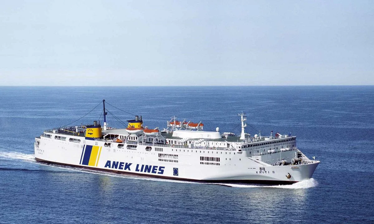 Γιατί τα πλοία ταξιδεύουν στην Κρήτη πάντα βράδυ; Εχει να κάνει με το ενεργοποιημένο πεδίο βολής βόρεια της Κρήτης;