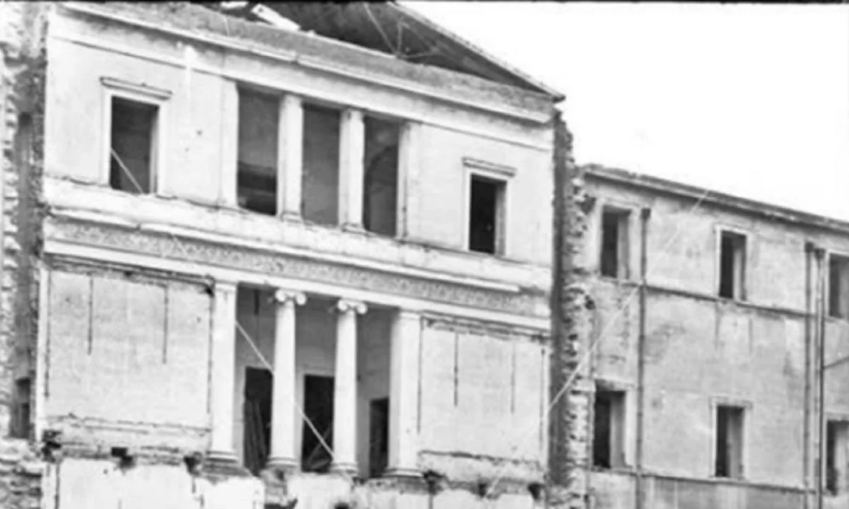 Το ξέρετε ότι το 1931 η Βουλή ήταν γιαπί;
