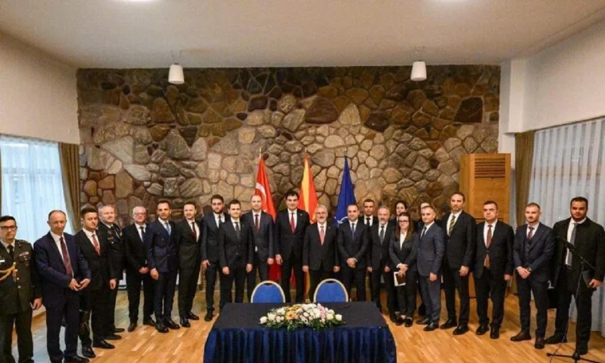 Οι Τούρκοι βοηθούν τα Σκόπια για να φτιάξουν εργοστάσιο πυρίτιδας