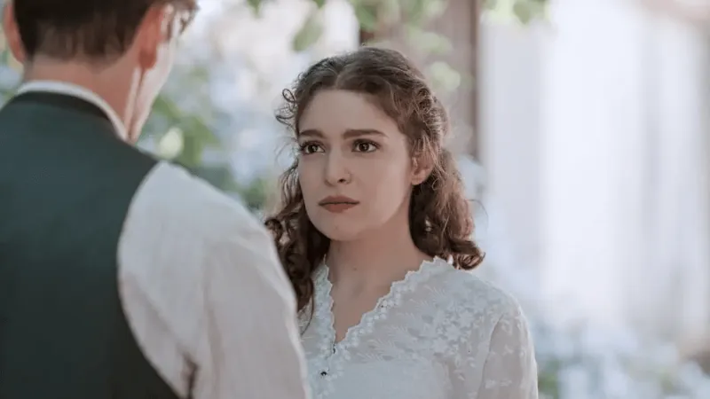 Grand Hotel: Μεγάλο «σοκ» για την Αλίκη - Μαθαίνει όλη την αλήθεια!