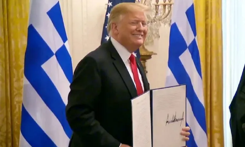 Ο Ντόναλντ Τραμπ ψάχνει μέρος για να κάνει ουρανοξύστη και στην Ελλάδα