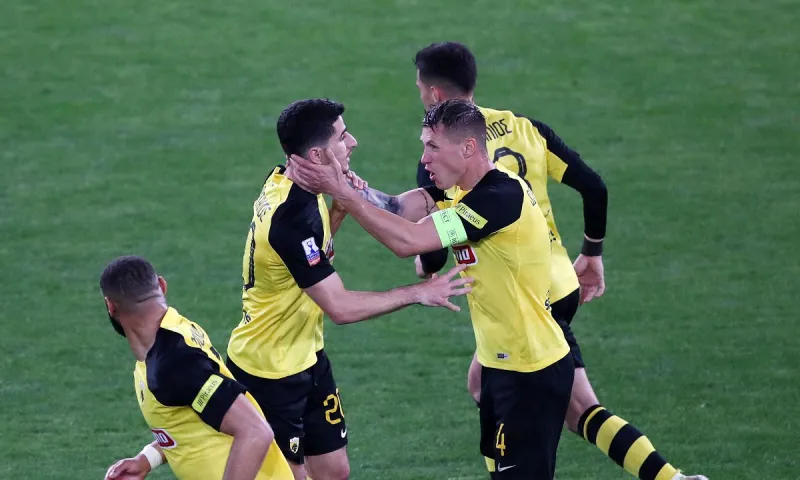 ΑΕΚ-Ολυμπιακός 2-0: Η ΑΕΚ είχε το κίνητρο έστω για το γόητρο και νίκησε δίκαια - Ο Ολυμπιακός στον τελικό μετά το 6-0 του πρώτου ματς