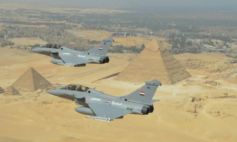 Τι συμβαίνει με τα Rafale και τα γαλλικά υποβρύχια στην Αίγυπτο;