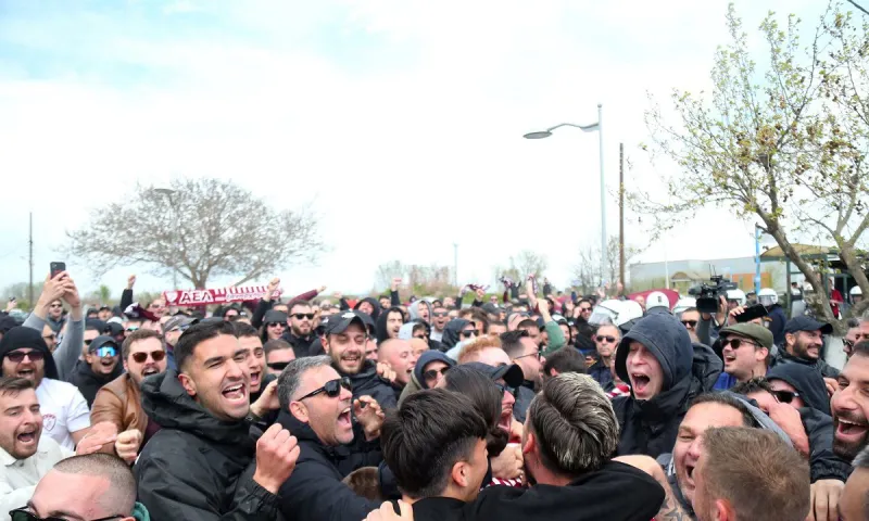 Χαμός στη Λάρισα για την επιστροφή της ΑΕΛ στη Super League 1